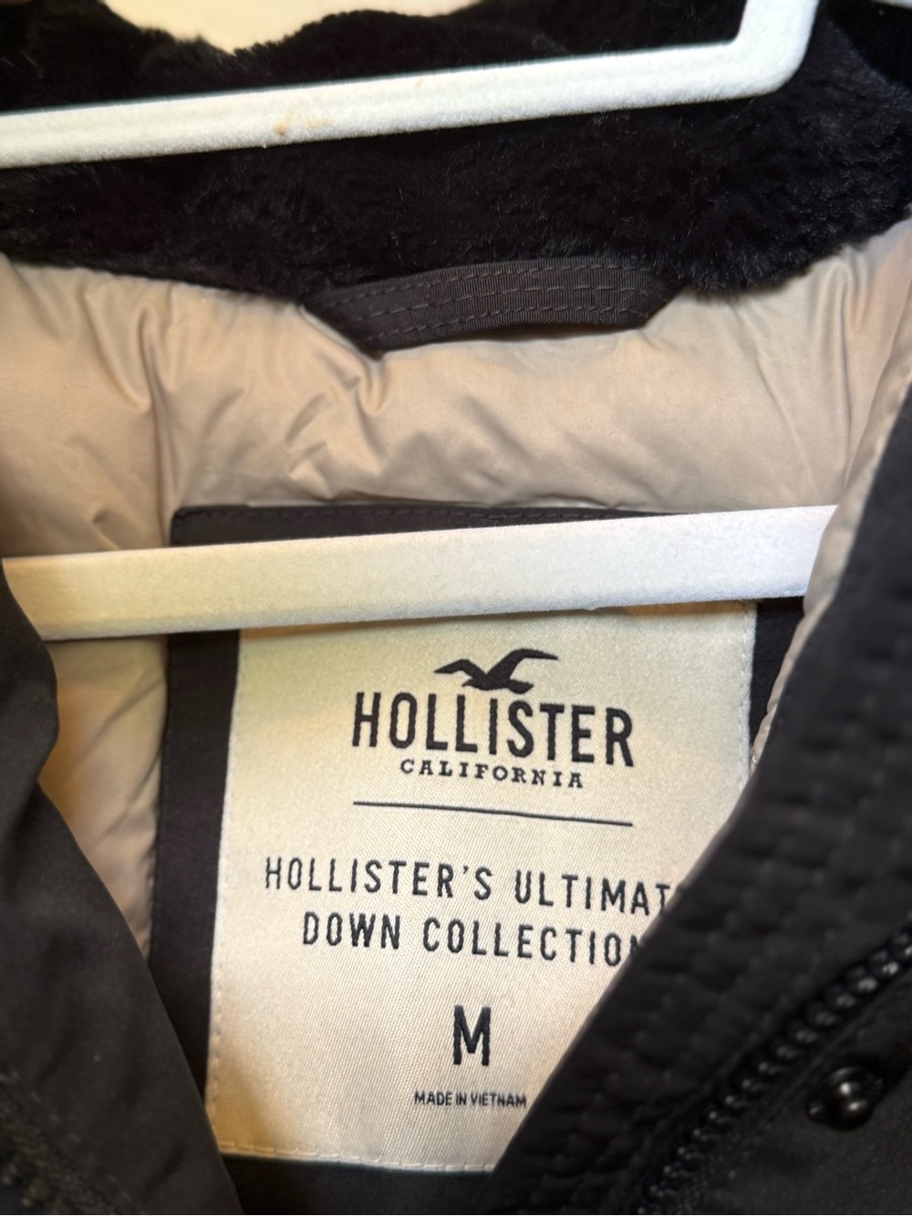 Hollister Ultimate Down Collection Hooded Parka Jacket Black Size M EUC - Picture 3 of 3